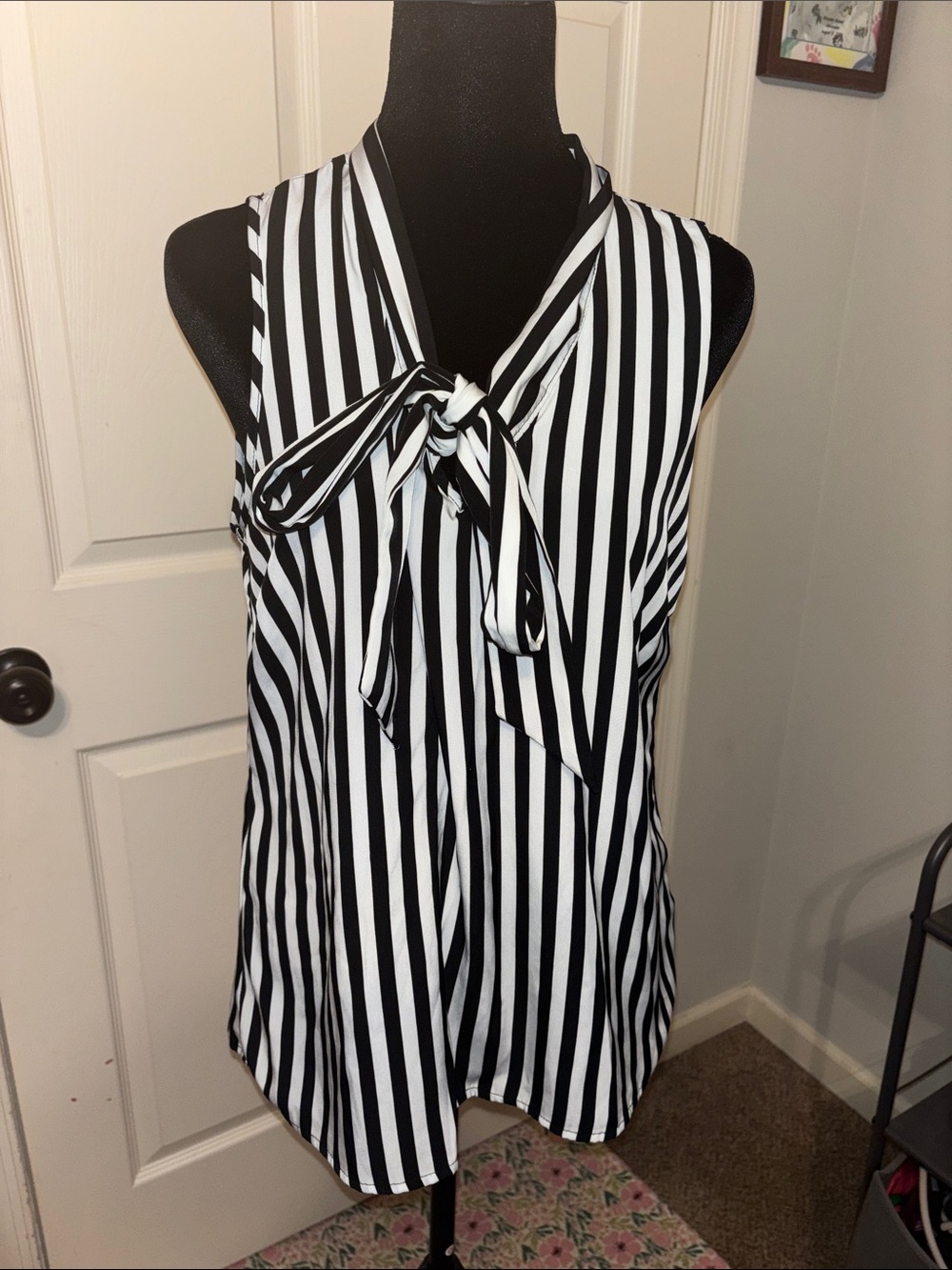 Forever 21 Black White Stripe Bow Blouse Medium